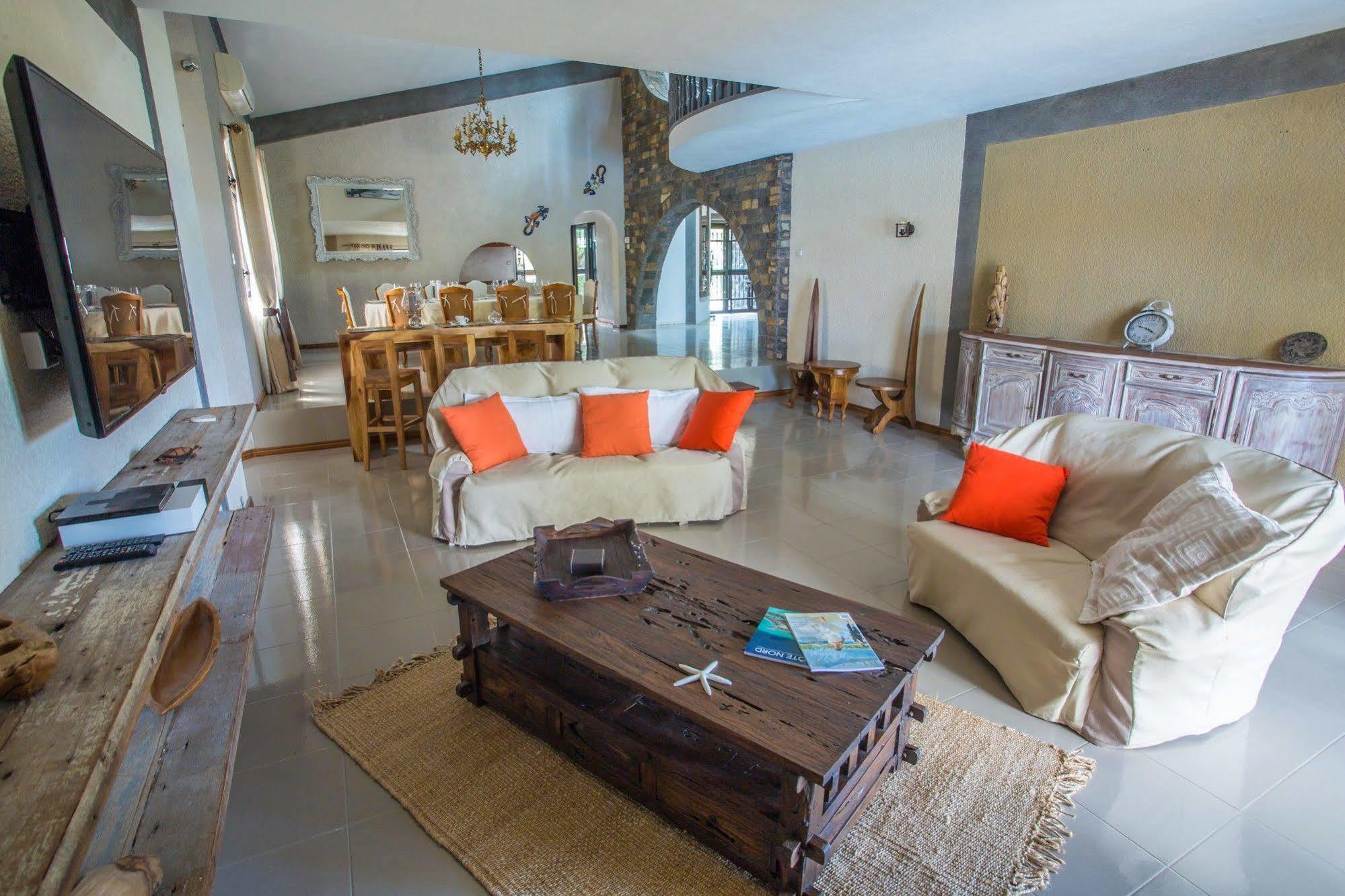 La Maison De La Plage Albion Luaran gambar
